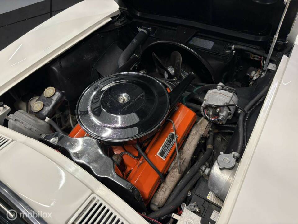 Image 44/50 of Chevrolet Corvette Sting Ray Convertible (1965)