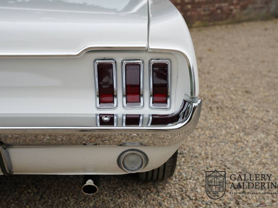Image 20/50 of Ford Mustang 200 (1967)