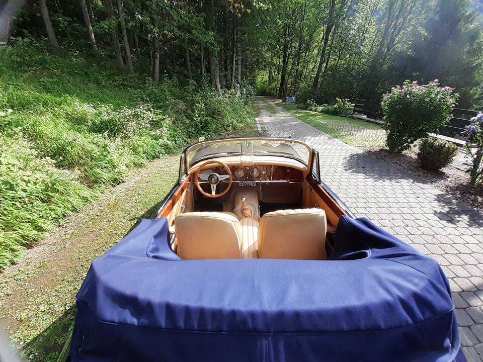 Image 22/64 of Jaguar XK 150 3.8 SE DHC (1960)