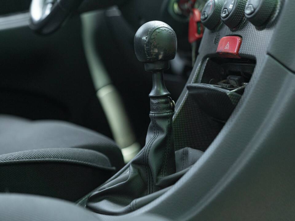 Imagen 30/50 de Alfa Romeo 156 2.5 V6 (2000)