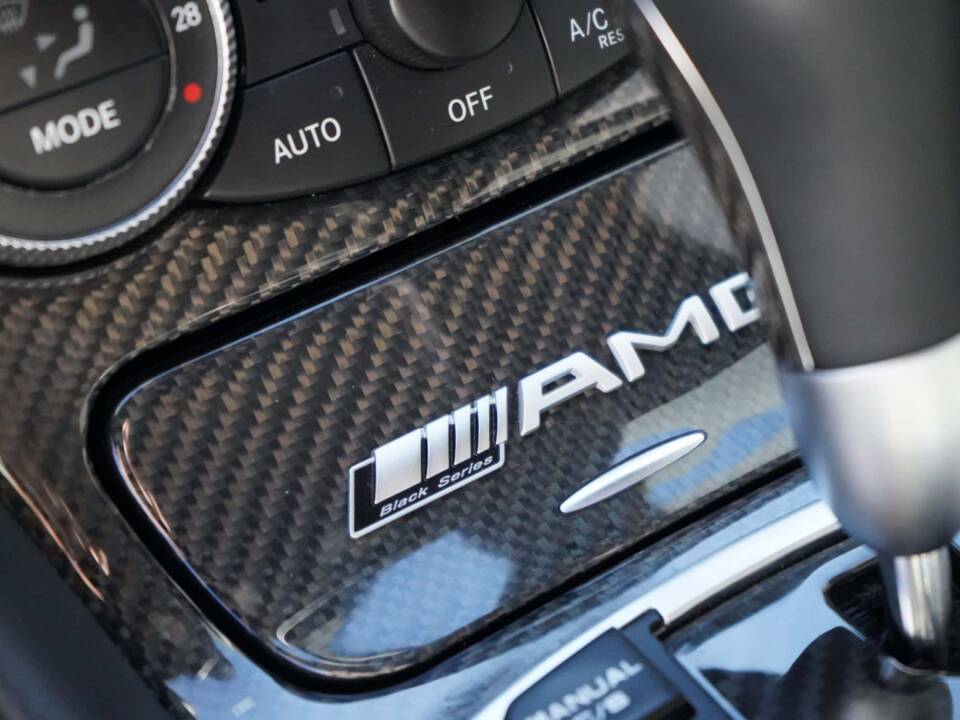 Image 12/22 de Mercedes-Benz SL 65 AMG Black Series (2009)