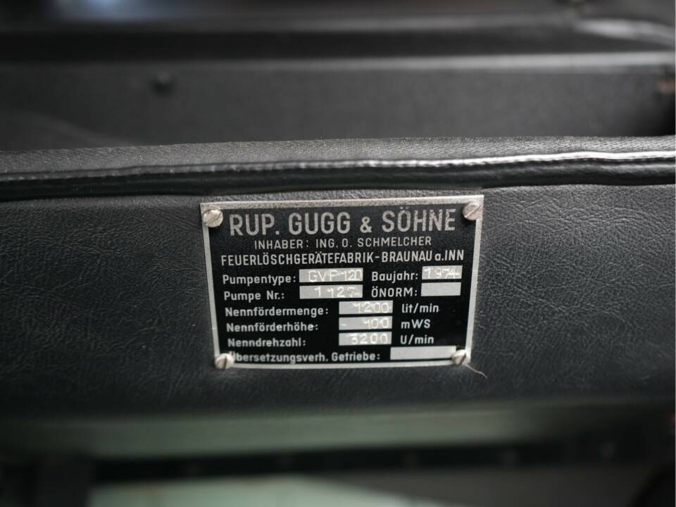 Bild 42/46 von Land Rover 109 (1973)