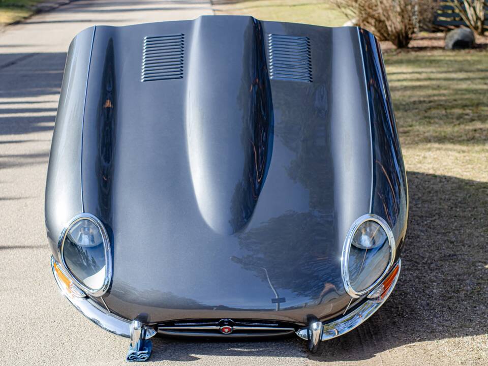 Bild 12/99 von Jaguar E-Type 4.2 (1966)