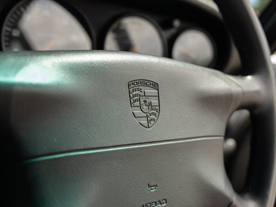 Image 44/46 de Porsche 911 Targa (1997)