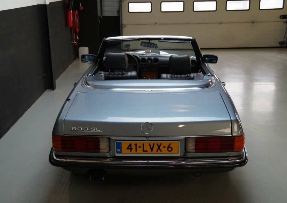Image 5/41 of Mercedes-Benz 500 SL (1986)