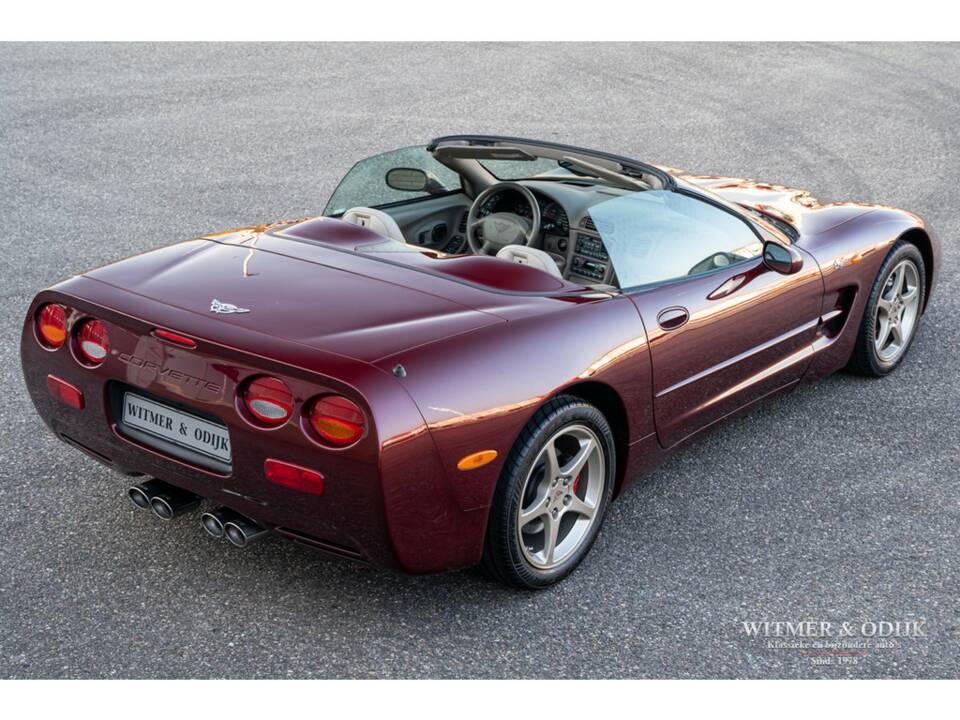Immagine 8/39 di Chevrolet Corvette (2003)