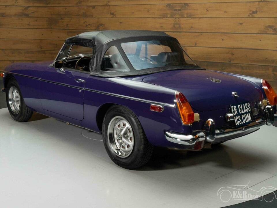 Bild 12/19 von MG MGB (1974)