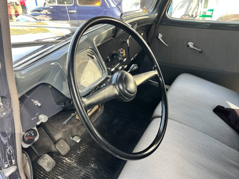 Afbeelding 7/19 van Citroën Traction Avant 11 B (1955)