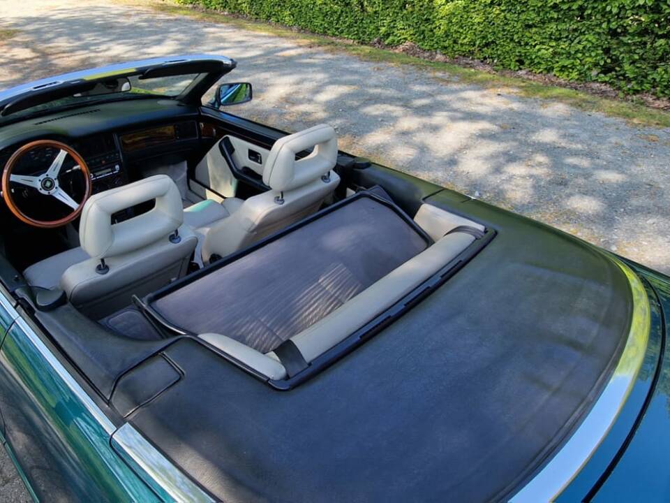 Image 9/21 de Audi Cabriolet 2.3 E (1992)