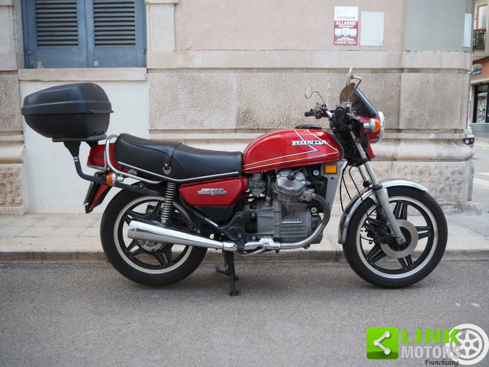 Image 1/37 of Honda CX 500 (1981)