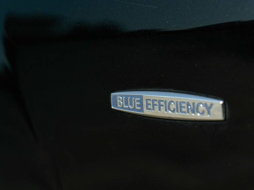 Immagine 18/50 di Mercedes-Benz S 350 CDI BlueEFFICIENCY L (2011)