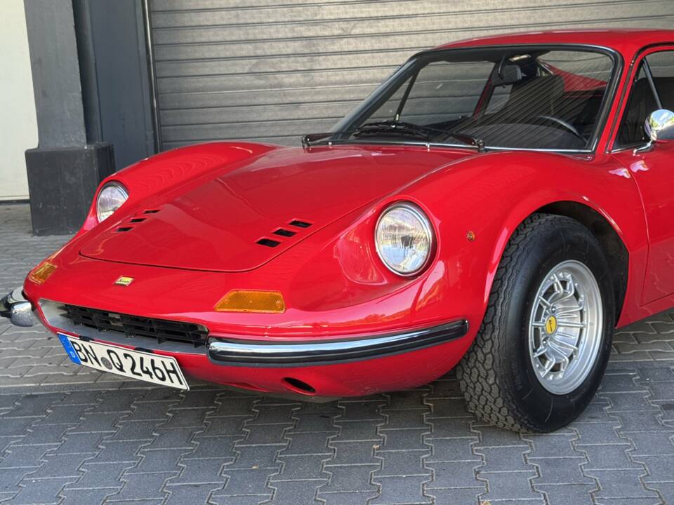 Image 28/35 of Ferrari Dino 246 GT (1968)