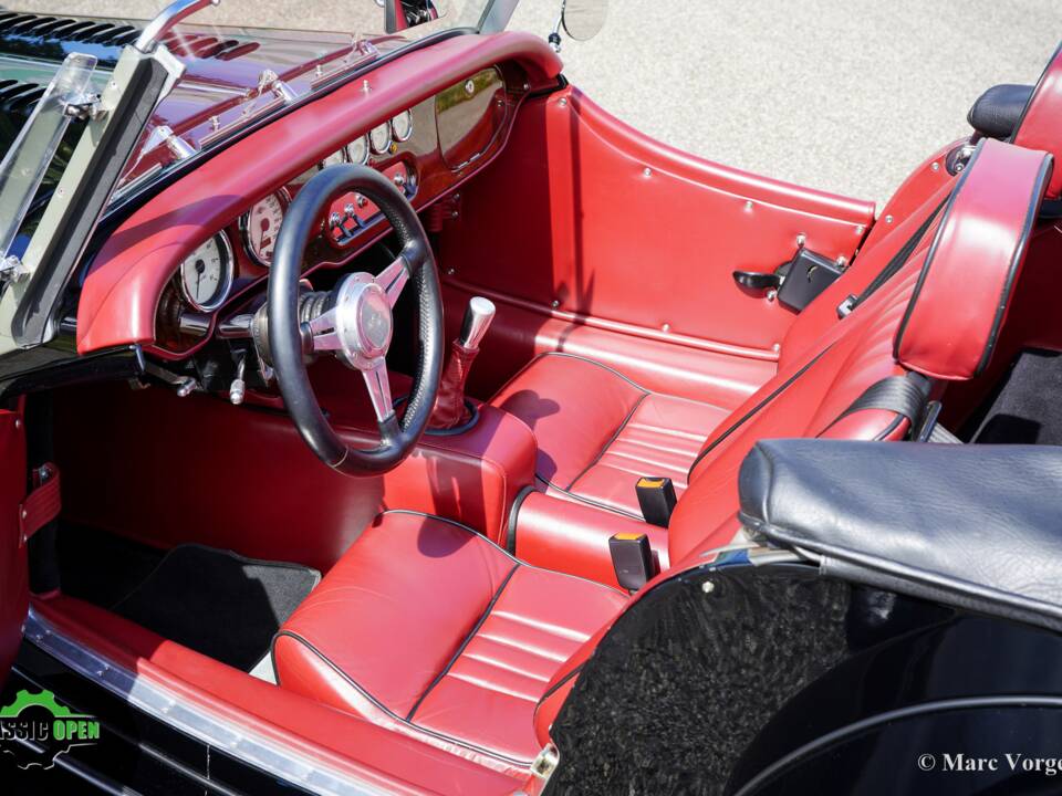 Image 5/51 de Morgan Plus 4 2-Seater (2006)