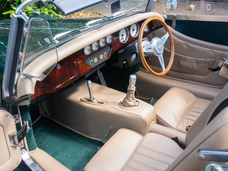 Image 44/50 of Morgan Plus 4 2-Seater (2006)