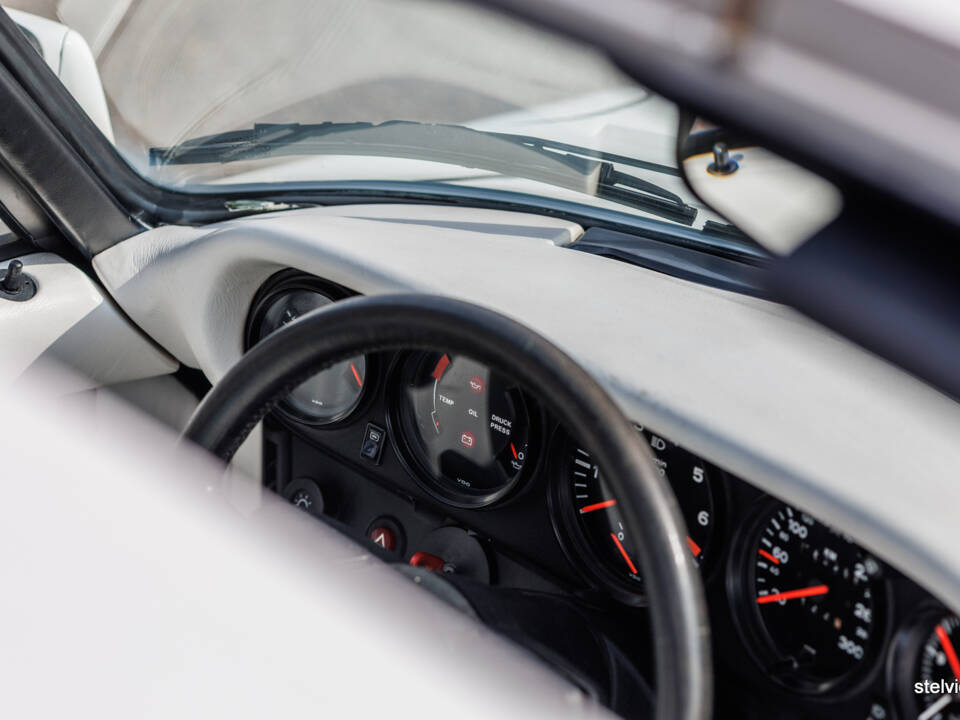 Image 24/46 of Porsche 911 Turbo 3.3 (1980)
