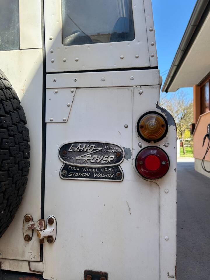 Image 4/4 of Land Rover 88 (1970)