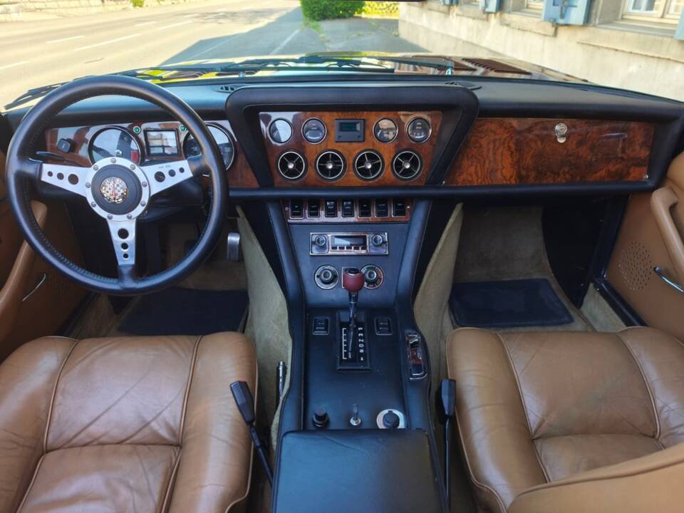 Bild 13/28 von Jensen Interceptor  MK III (1975)