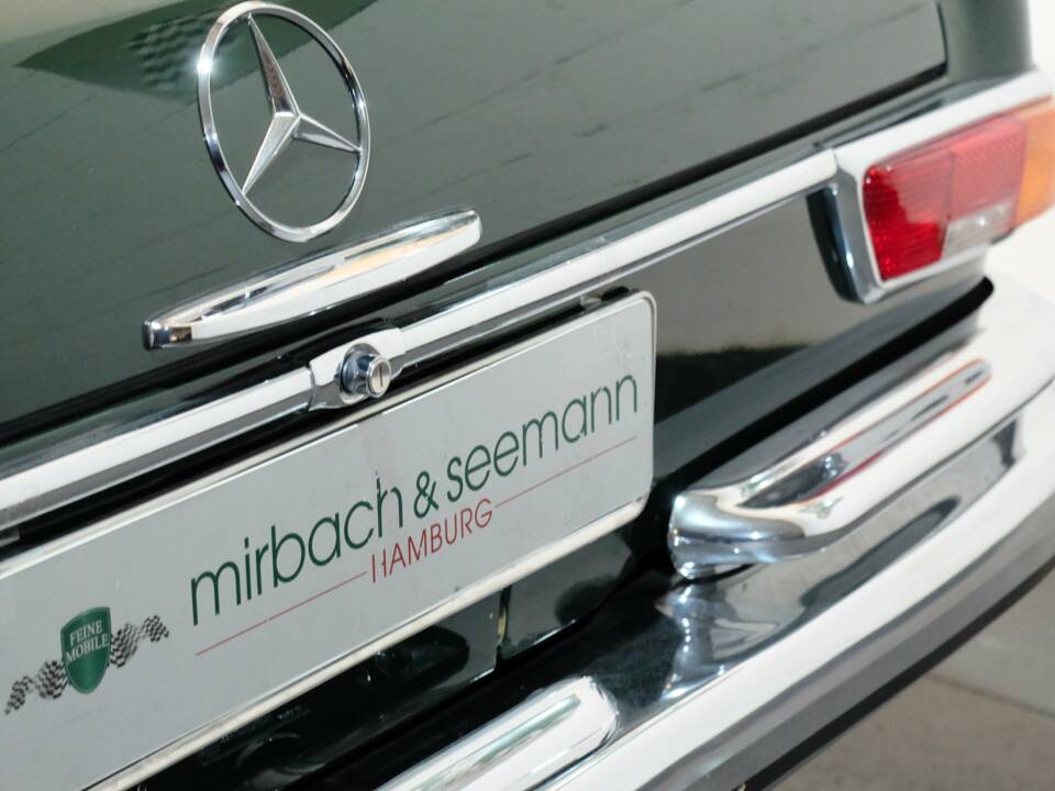 Immagine 27/29 di Mercedes-Benz 280 SE 3,5 (1970)