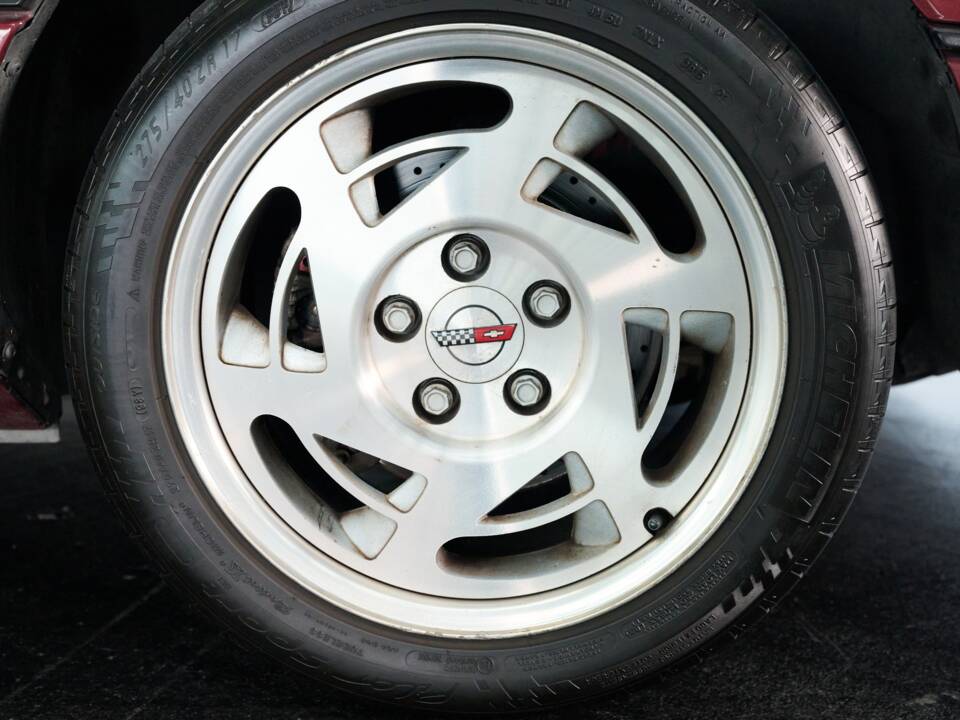 Imagen 26/50 de Chevrolet Corvette Convertible (1990)