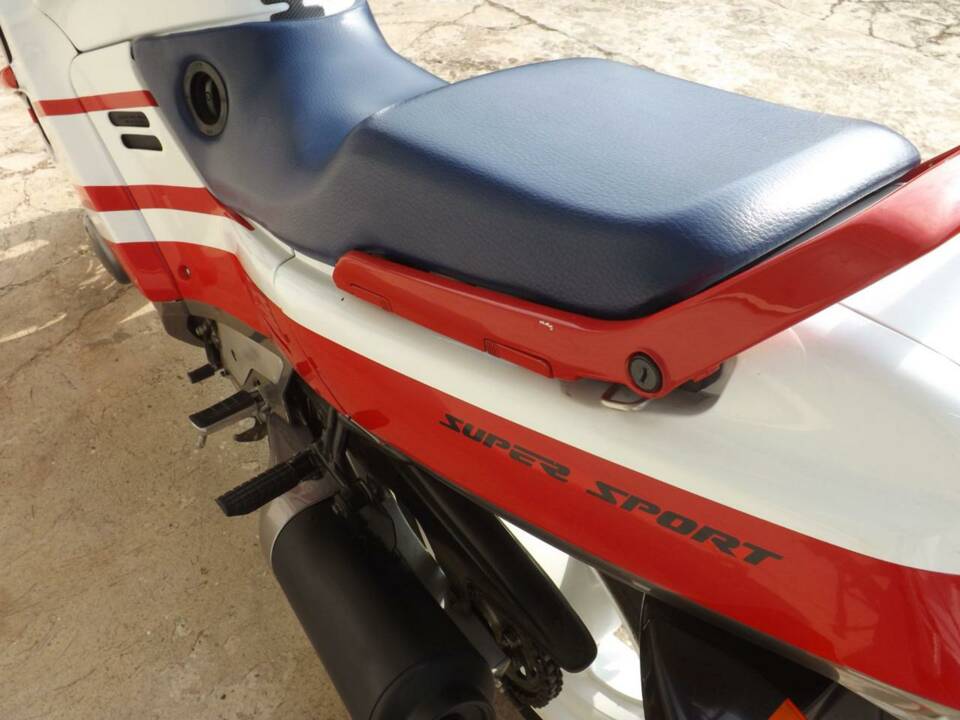 Immagine 47/50 di Honda CBR 1000F (1992)