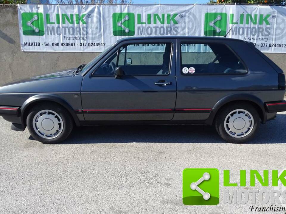 Afbeelding 3/10 van Volkswagen Golf Mk II GTi 16V 1.8 (1986)