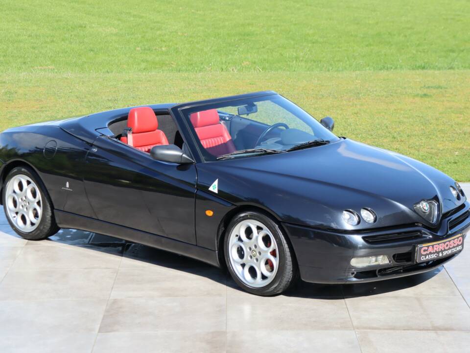 Image 1/50 of Alfa Romeo Spider 3.0 V6 24V (2001)