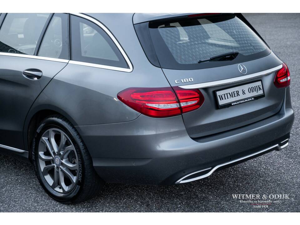 Imagen 24/29 de Mercedes-Benz C 180 T (2016)