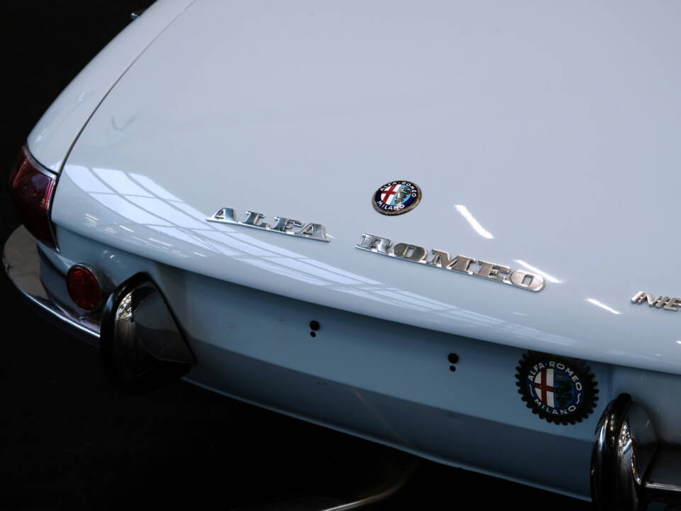 Bild 8/23 von Alfa Romeo 1750 Spider (1969)