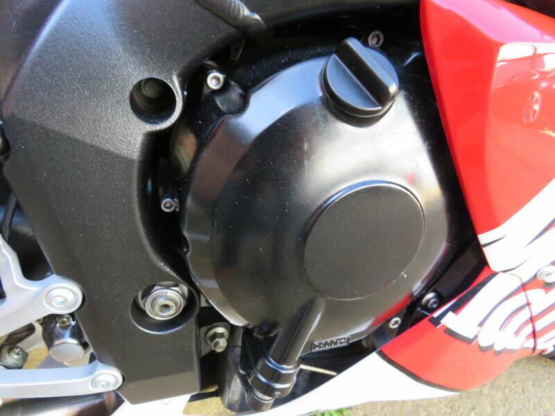 Imagen 19/40 de Yamaha DUMMY (2002)