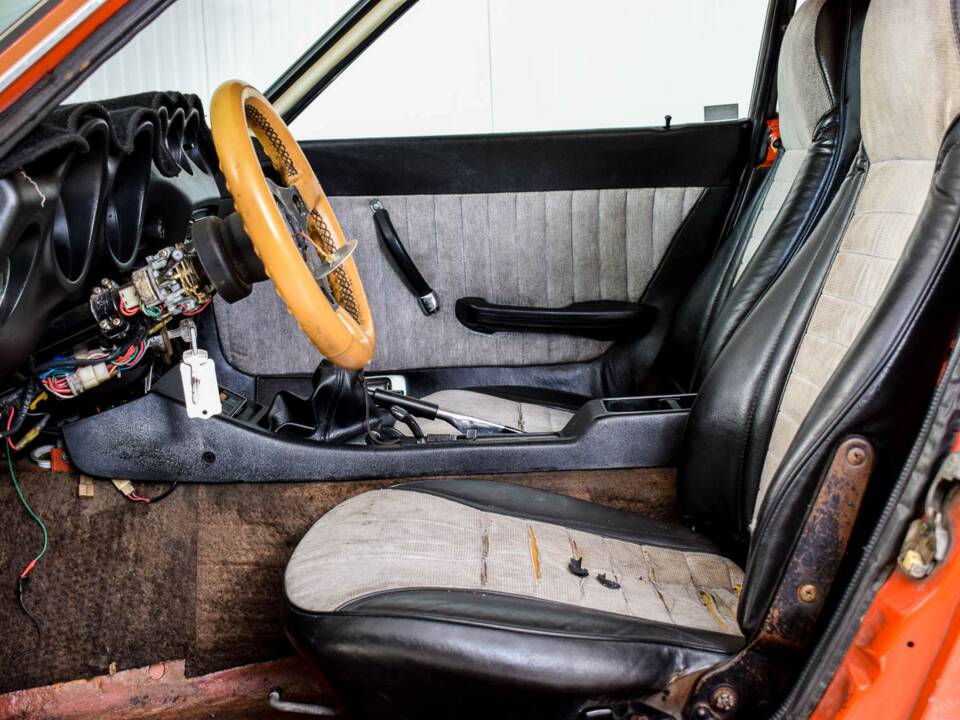 Image 16/50 of Datsun 240 Z (1971)