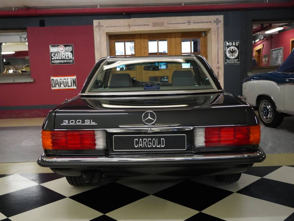Image 5/15 of Mercedes-Benz 300 SL (1986)