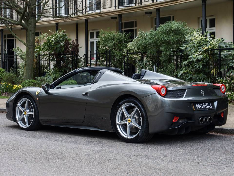 Imagen 4/41 de Ferrari 458 Spider (2012)