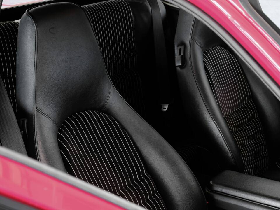 Bild 28/50 von Porsche 944 S2 (1990)