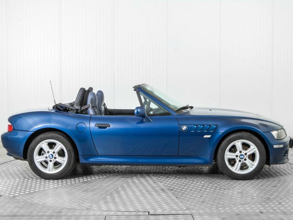 Image 10/50 of BMW Z3 2.2i (2001)