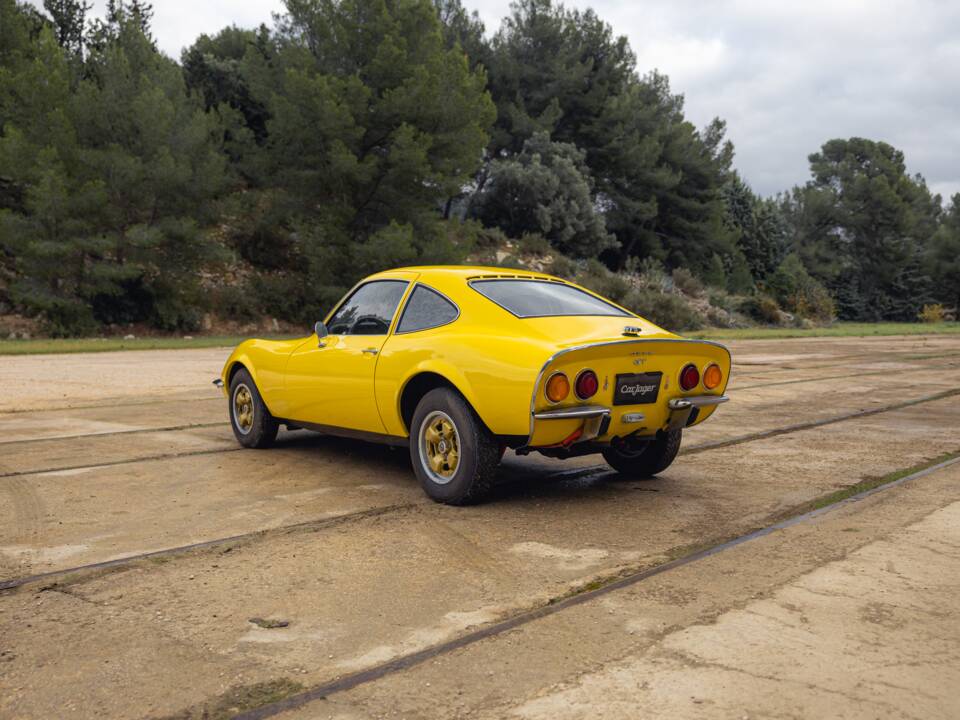 Bild 2/12 von Opel GT 1100 (1969)