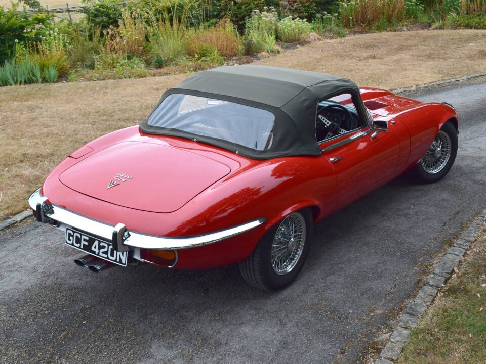 Bild 15/50 von Jaguar E-Type V12 (1974)