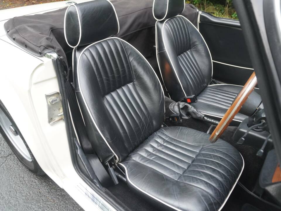 Bild 13/24 von Triumph TR 6 PI (1973)