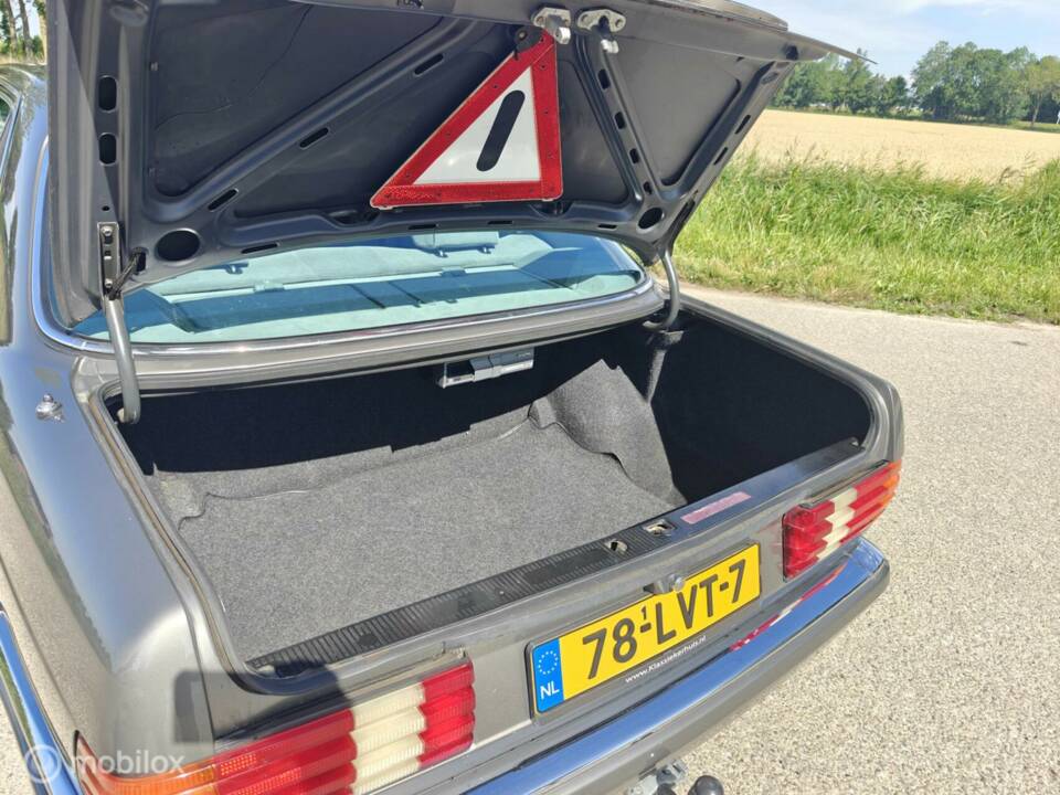 Bild 8/39 von Mercedes-Benz 420 SEL (1986)
