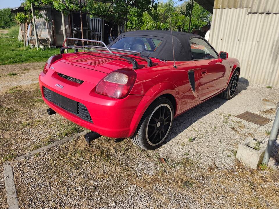 Image 13/57 of Toyota MR2 (2003)