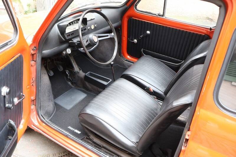 Image 18/29 of FIAT 500 L (1972)