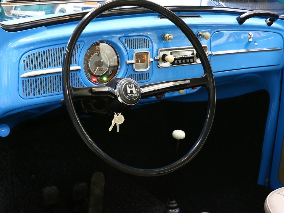 Bild 9/15 von Volkswagen Käfer 1300 (1966)