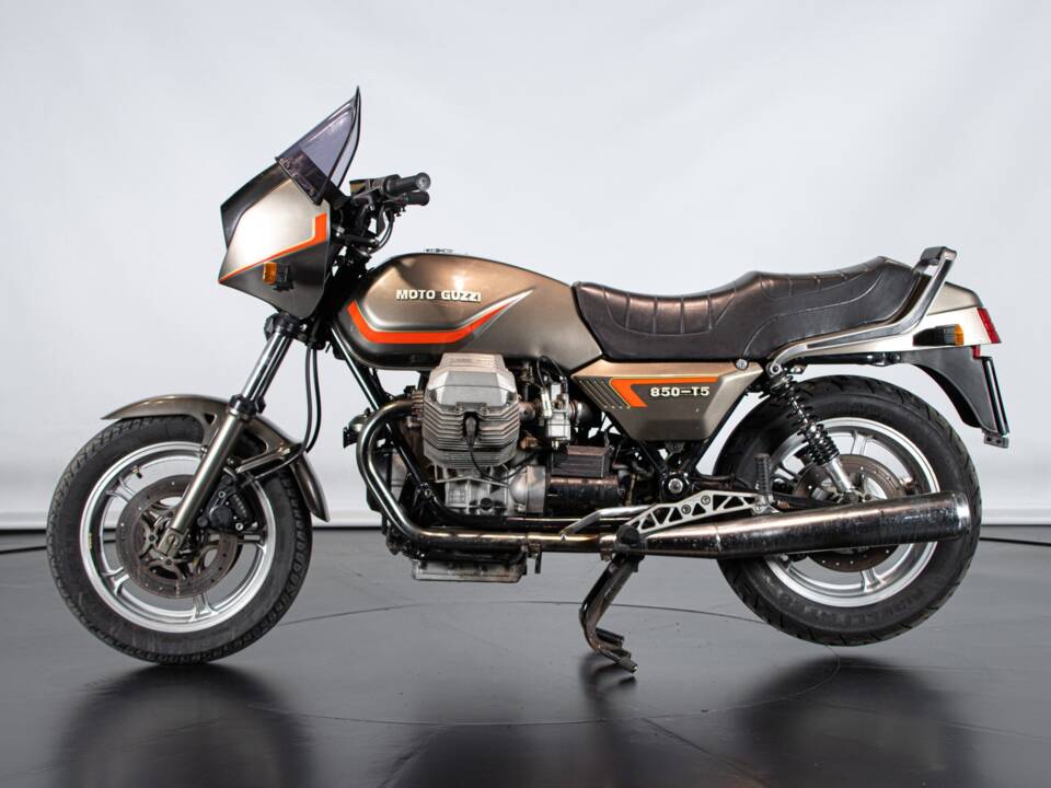 Image 1/50 of Moto Guzzi 850 T 5 (1984)