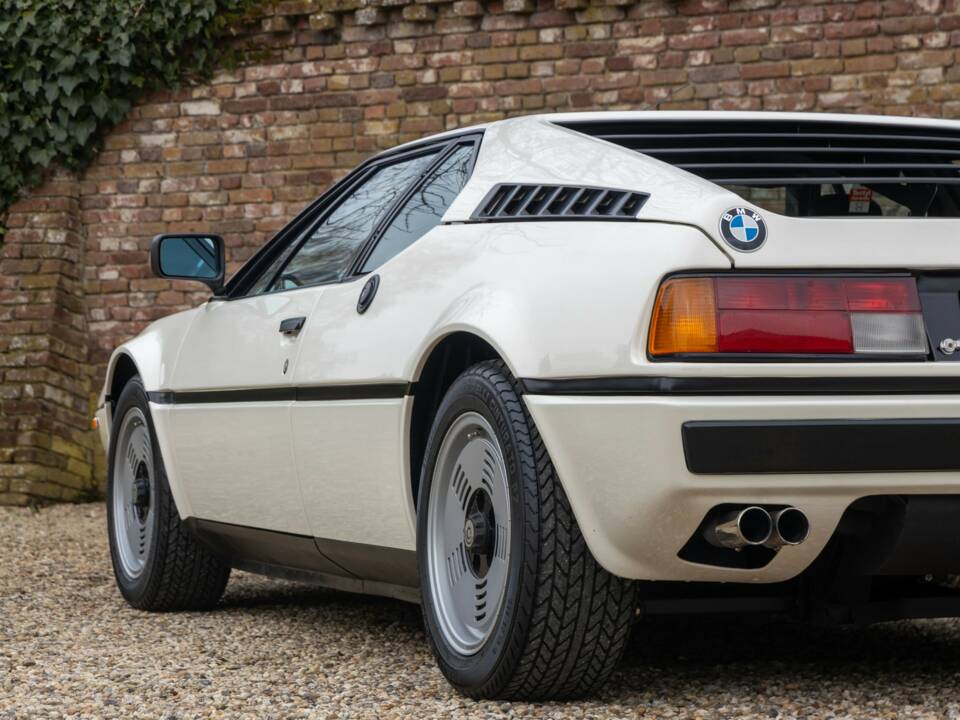Immagine 34/50 di BMW M1 (1982)