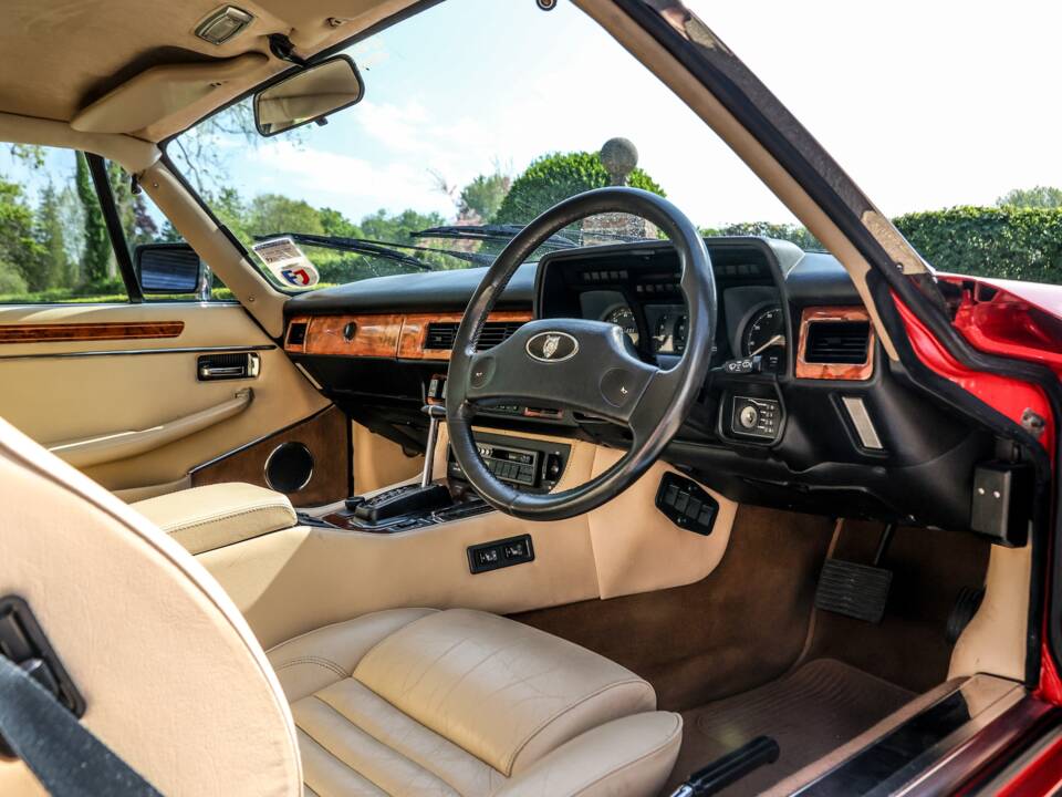 Image 4/43 of Jaguar XJS 5.3 V12 (1988)