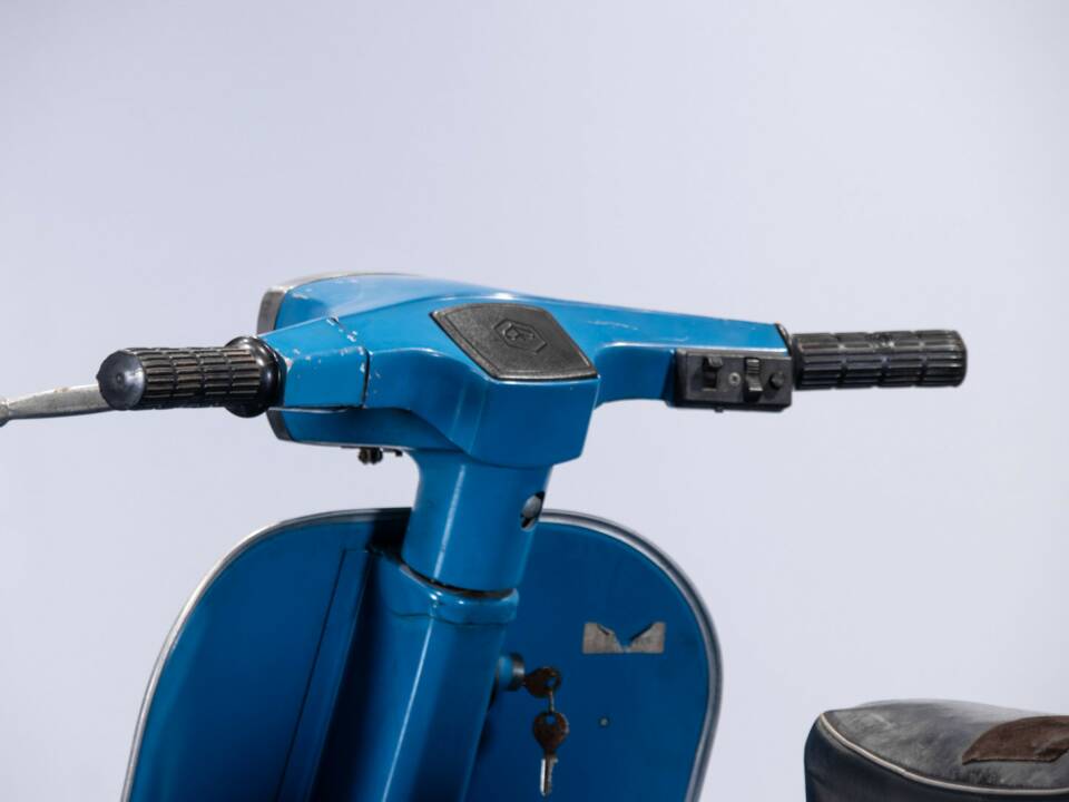 Bild 23/50 von Piaggio Vespa 50 Special (1979)