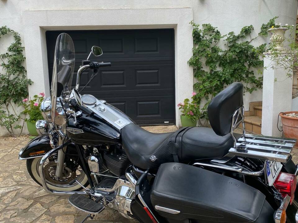 Immagine 2/4 di Harley-Davidson FLHR Road King (2004)