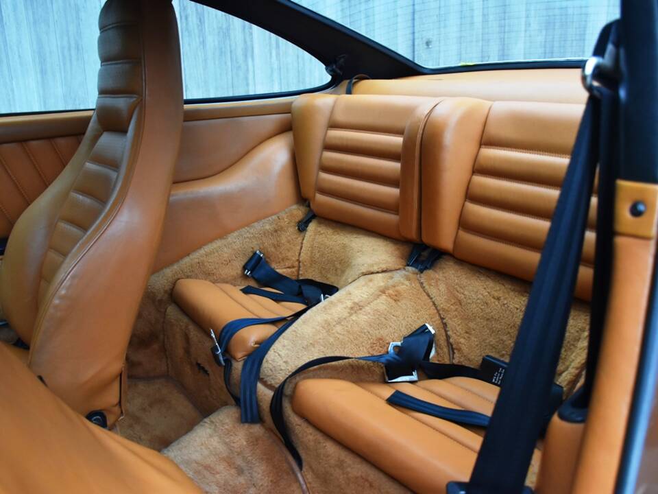 Image 22/37 de Porsche 911 Carrera 3.0 (1977)