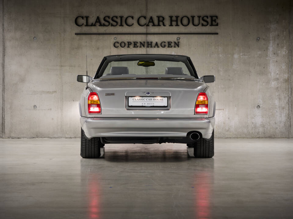 Image 11/77 of Bentley Azure (2001)