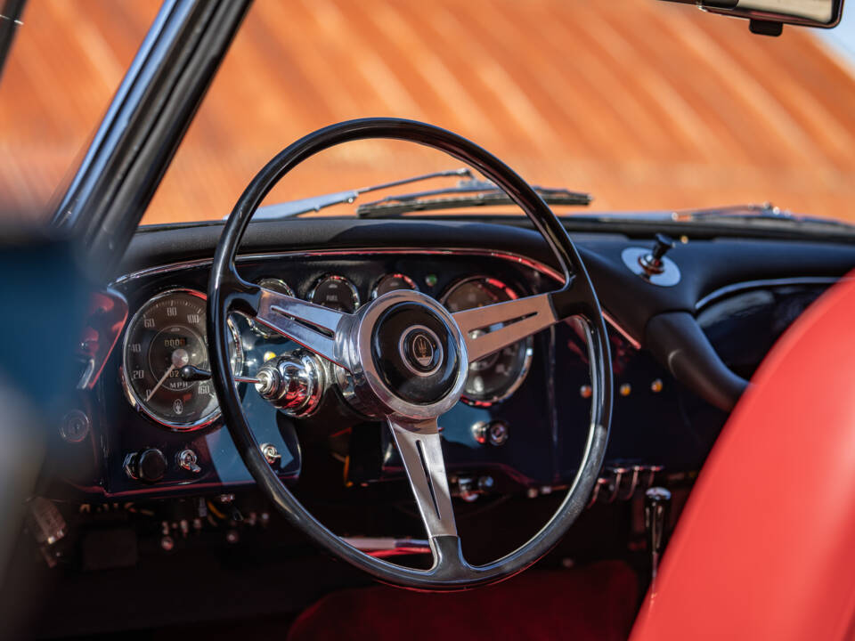 Image 23/37 of Maserati 3500 GT Touring (1960)
