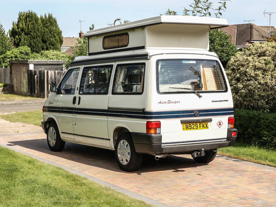 Image 12/37 of Volkswagen T4 California 2.0 (1996)